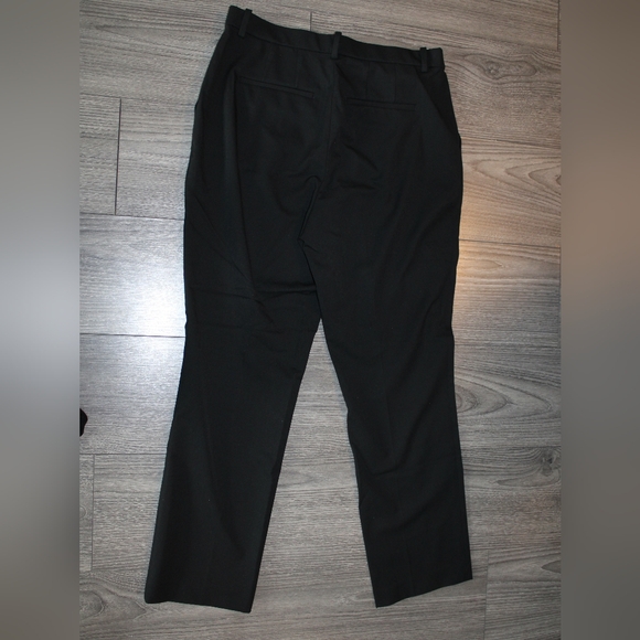Uniqlo Women's Dress Pants, Size L, 30-31 inch waist - Picture 4 of 5